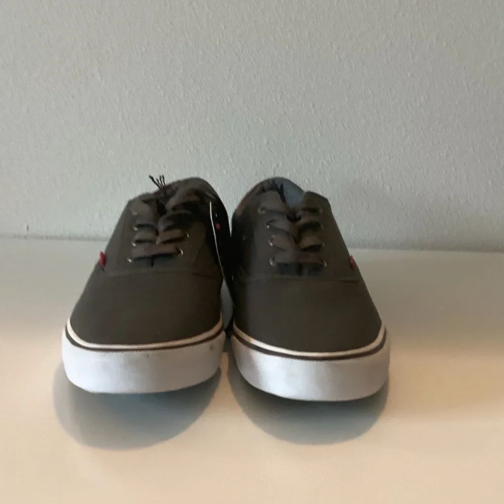 Levi's Men's Gray Canvas Low-Top Sneakers with Brown‎ Trim Size 10.5 NB